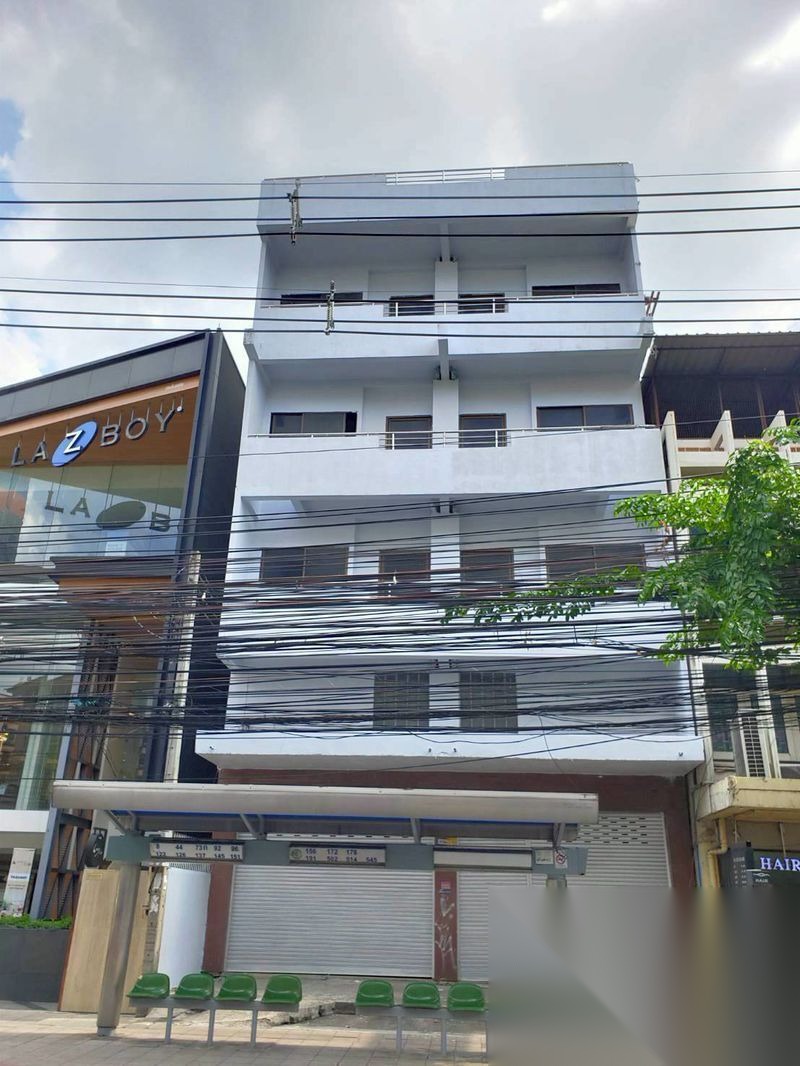 Two Commercial Buildings on Lat Phrao Road — photo 1