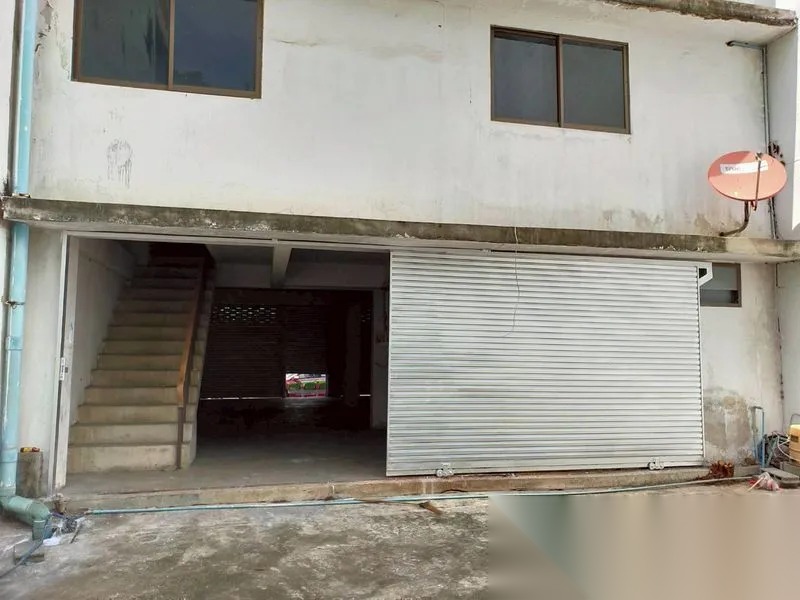 Two Commercial Buildings on Lat Phrao Road — photo 5