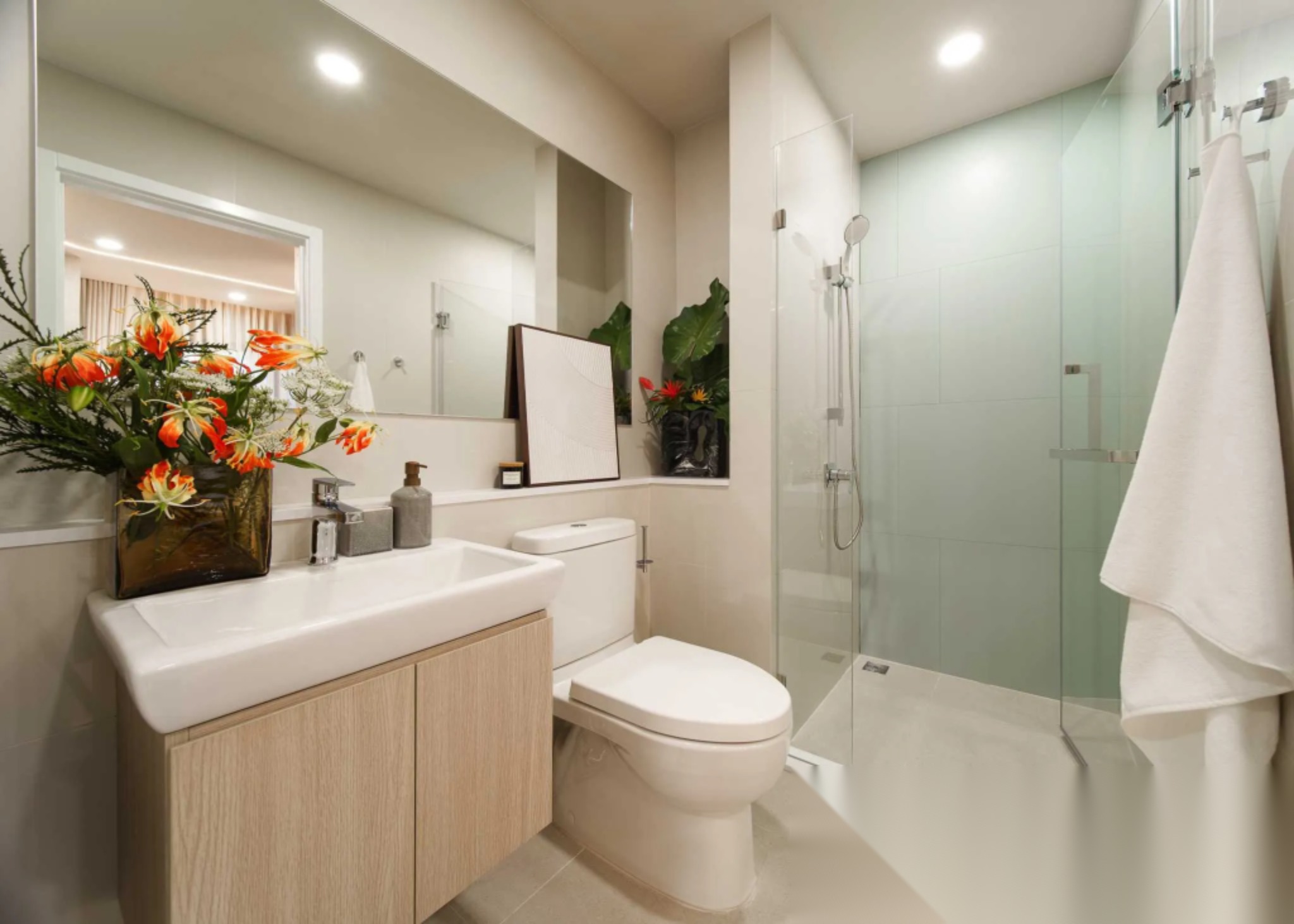 1 Bedroom Condo for sale at Life Charoennakhon - Sathorn — photo 5