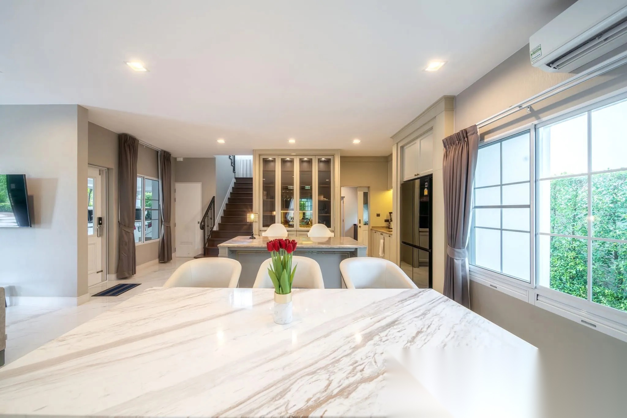4 Bedroom House for sale at Nantawan Ramintra -​ Paholyothin 50 — photo 2