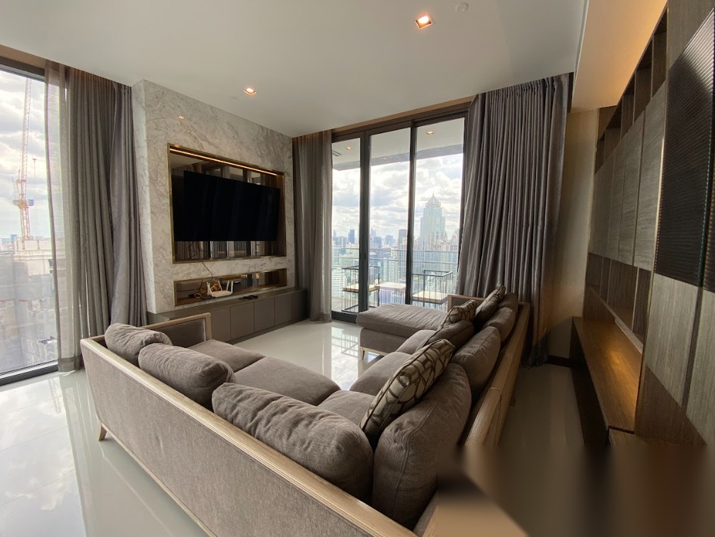 3 Bedroom Condo for sale at Q1 Sukhumvit — photo 1