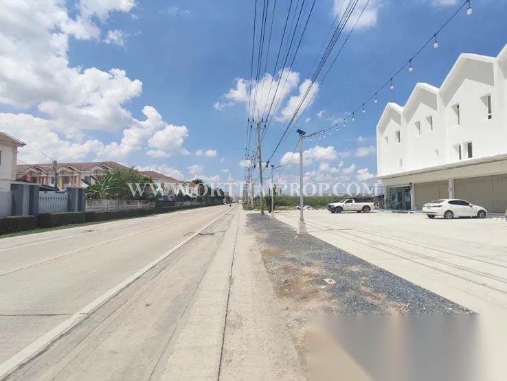 3 Bedroom Townhouse for sale at Baan Pruksa 51 — photo 5