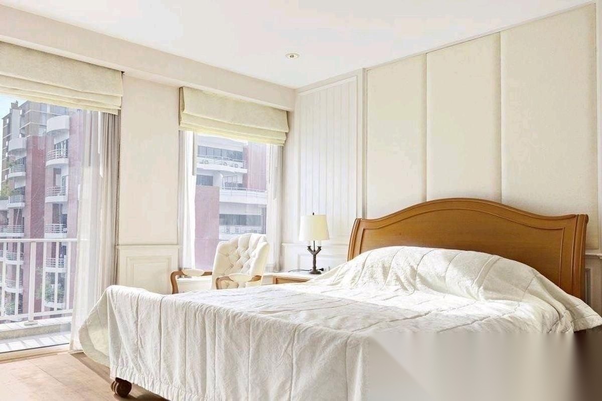 2 Bedroom Condo for sale at Langsuan Ville — photo 3