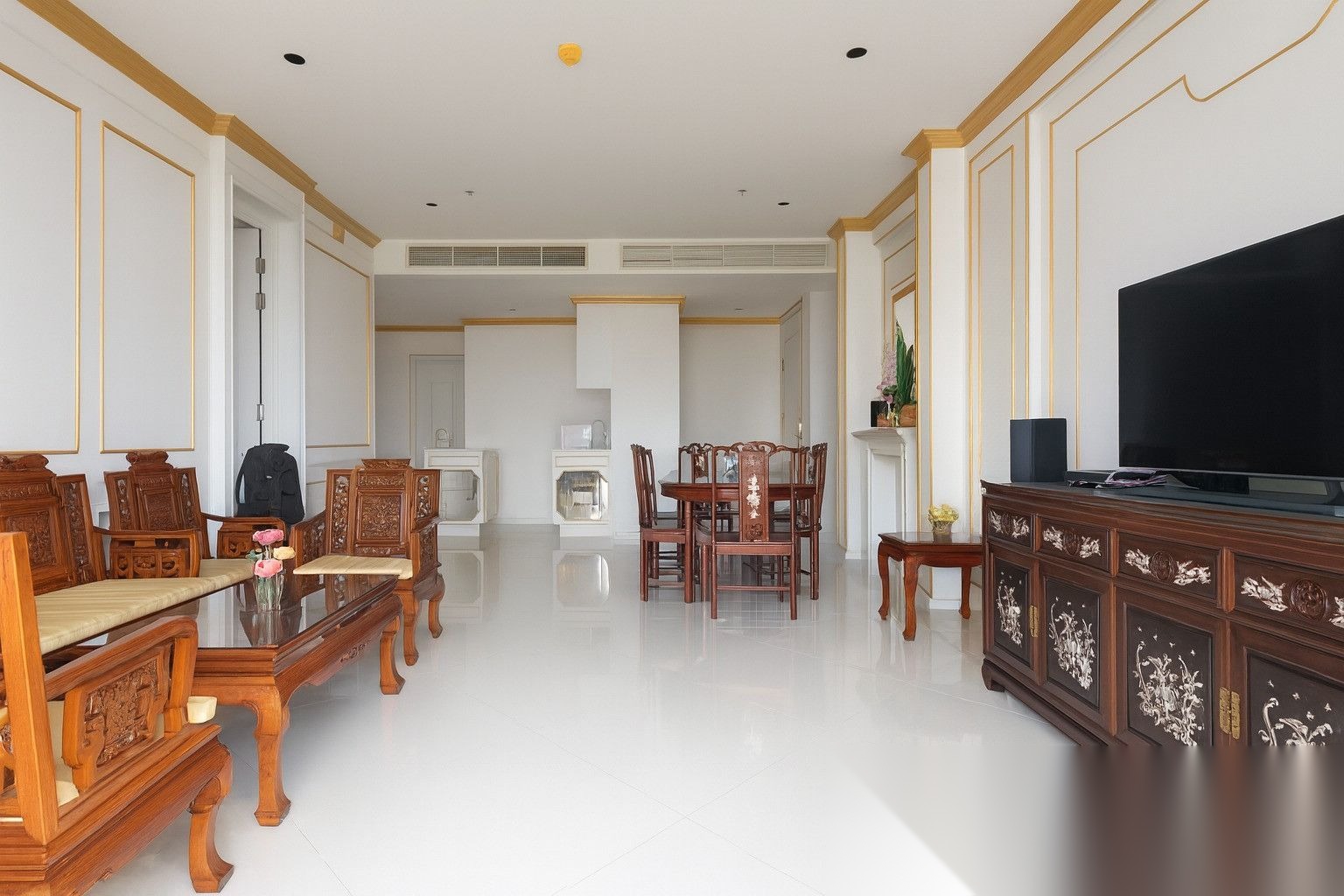 2 Bedroom Condo for sale at The Empire Place — photo 3