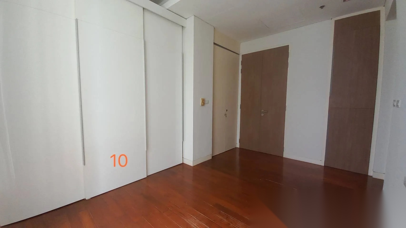 2 Bedroom Condo for sale at Domus 16 — photo 4