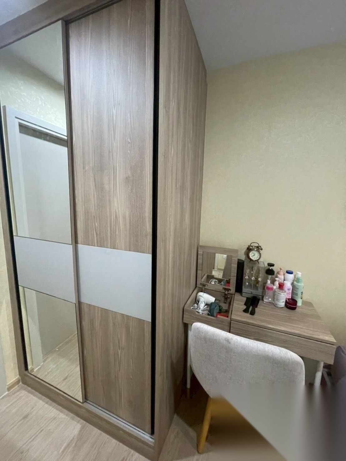 1 Bedroom Condo for sale at The Excel Hideaway Sukhumvit 50 — photo 4