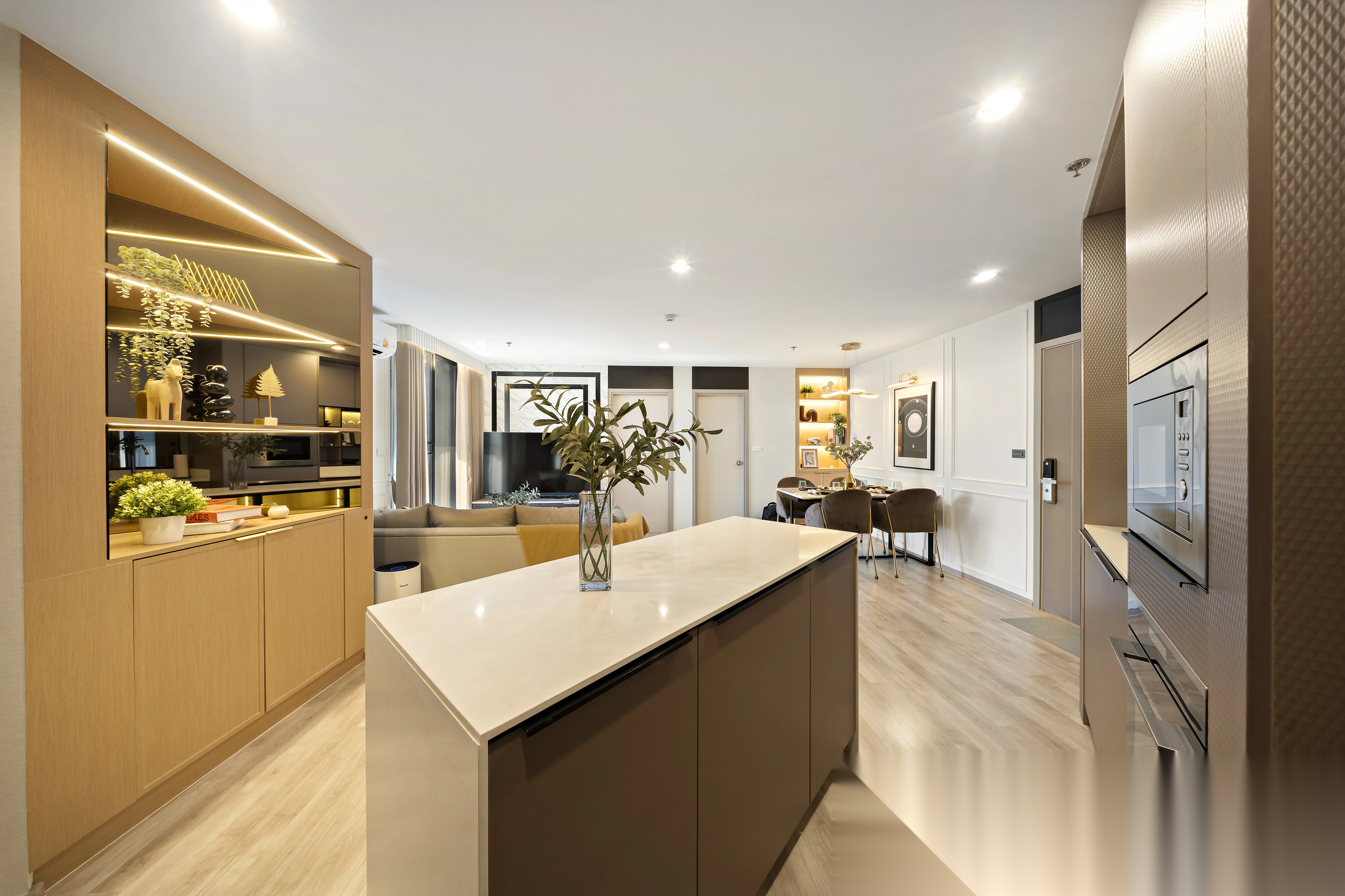 3 Bedroom Condo for sale at Ideo Mobi Sukhumvit East Point — photo 3