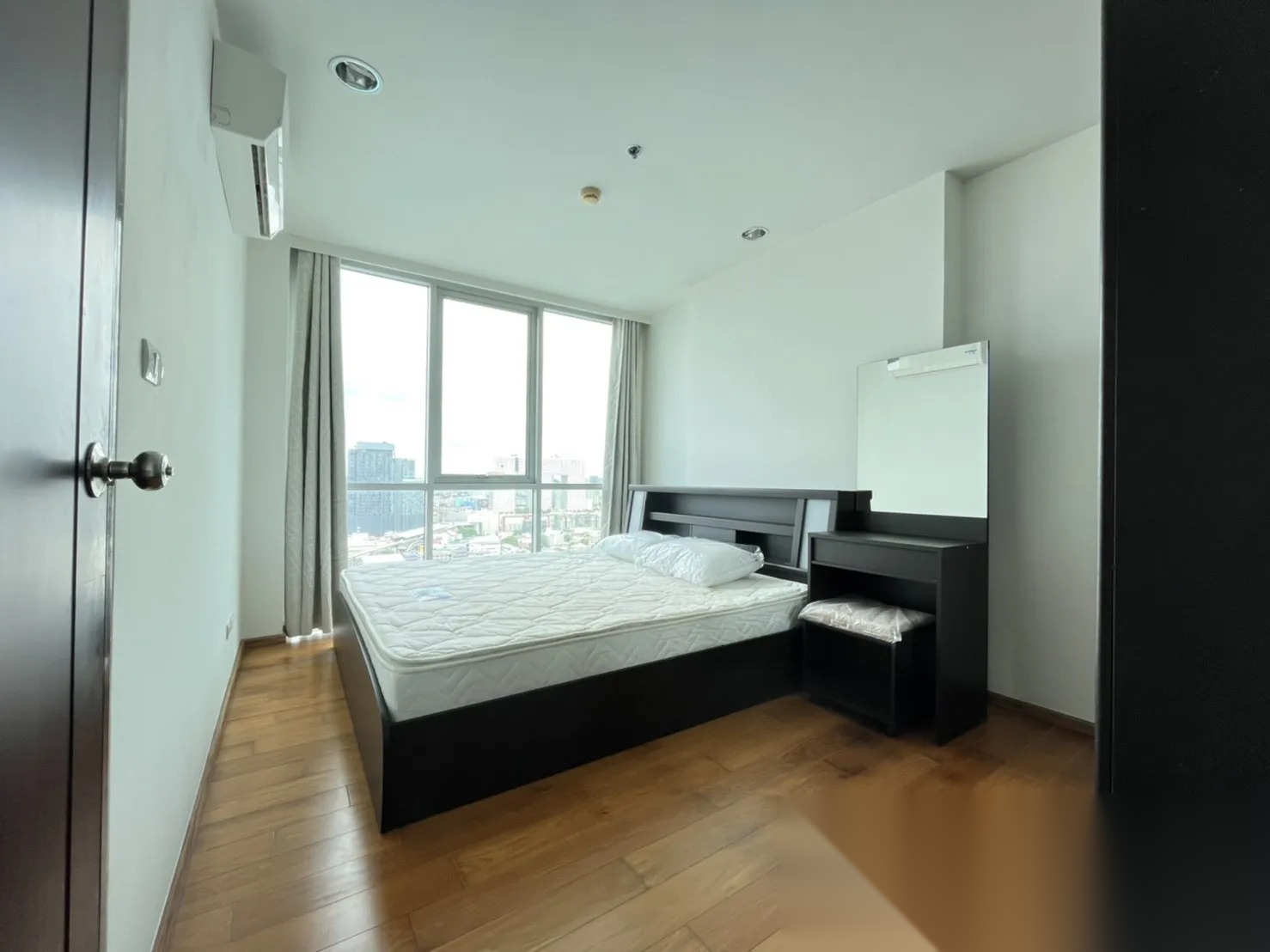 1 Bedroom Condo for sale at The Line Phahonyothin Park — photo 1