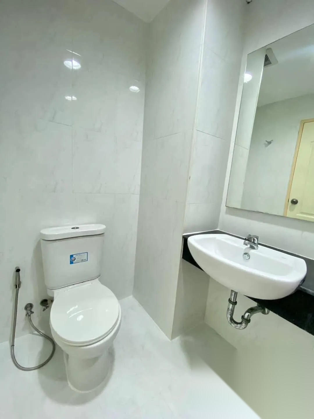 1 Bedroom Condo for sale at Metha Place at Ratchada — photo 4