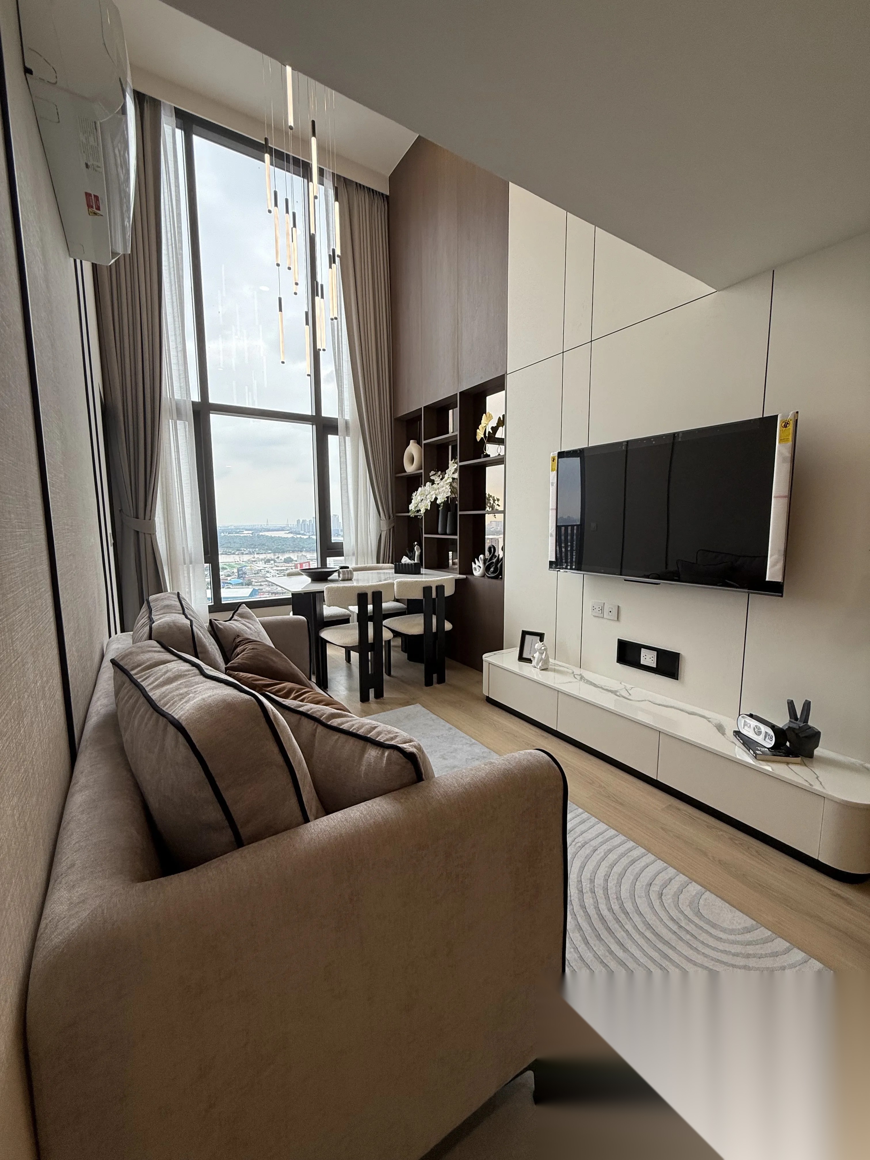 2 Bedroom Condo for sale at Life Rama 4 - Asoke — photo 1