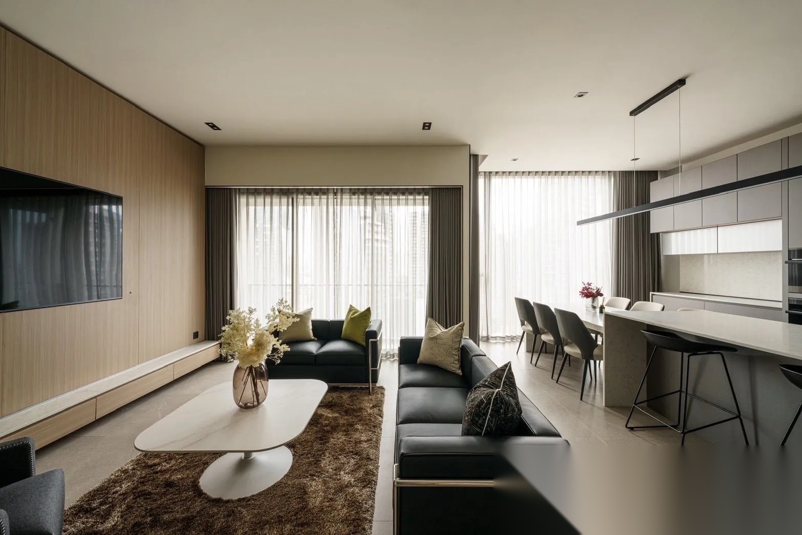 2 Bedroom Condo for sale at The Strand Thonglor — photo 1