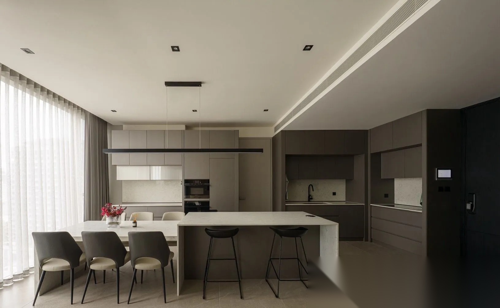 2 Bedroom Condo for sale at The Strand Thonglor — photo 4