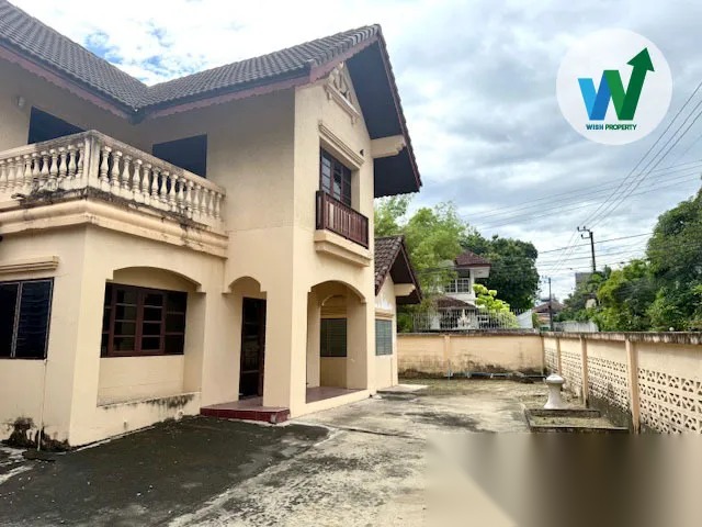 Single house for sale in Sukhumvit, Mitraphap, Onnut 46. Corner unit, road frontage. — photo 4