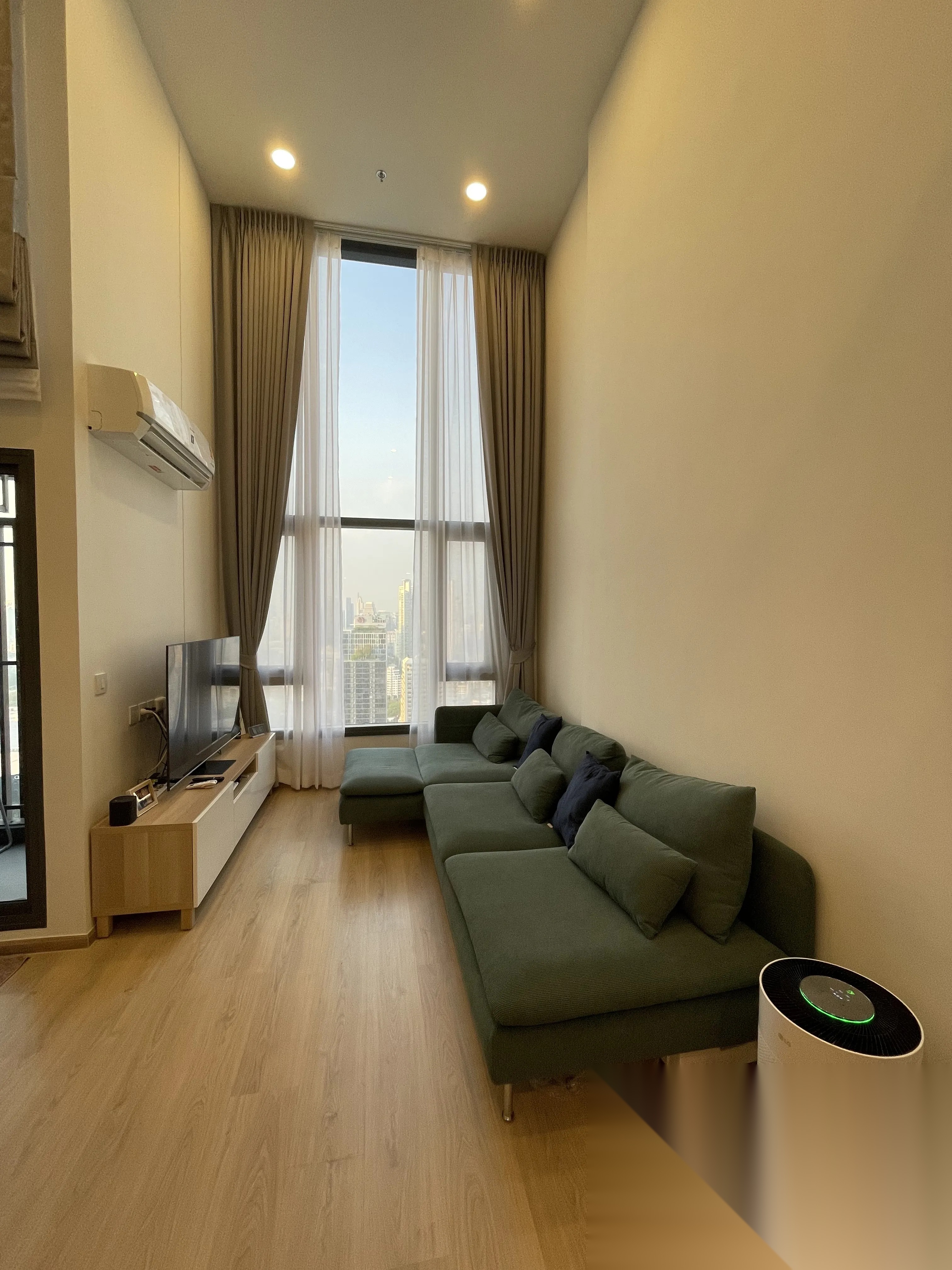 1 Bedroom Condo for sale at Life Rama 4 - Asoke — photo 2