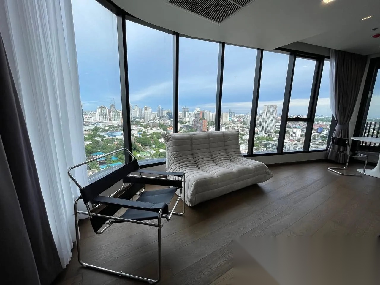 1 Bedroom Condo for sale at Ideo Q Sukhumvit 36 — photo 1