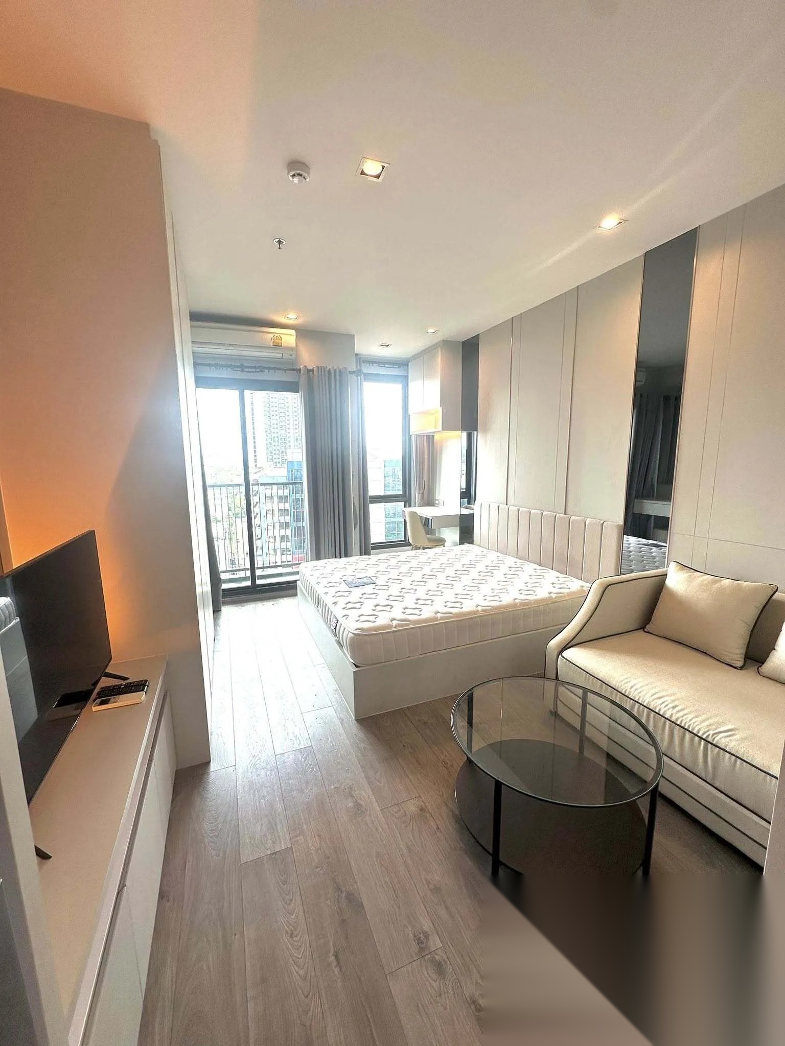 Studio Condo for sale at Whizdom Avenue Ratchada - Ladprao — photo 1