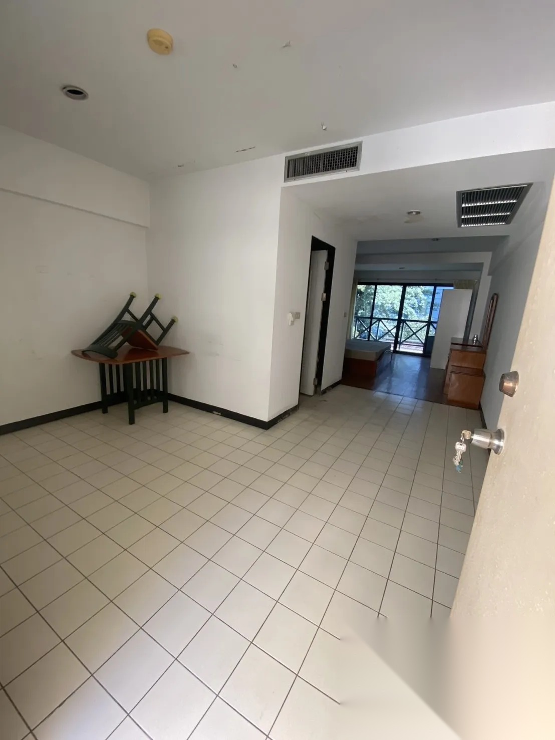1 Bedroom Condo for sale at Baan Yuppayong — photo 2