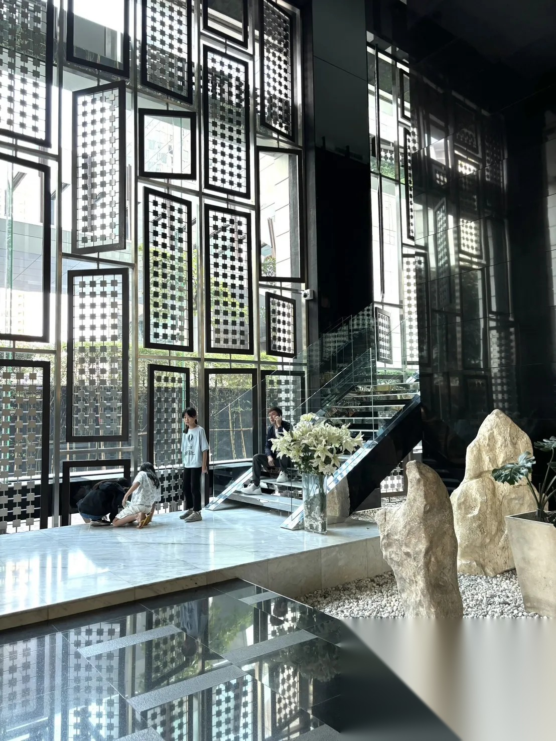 2 Bedroom Condo for sale at Siri At Sukhumvit — photo 2