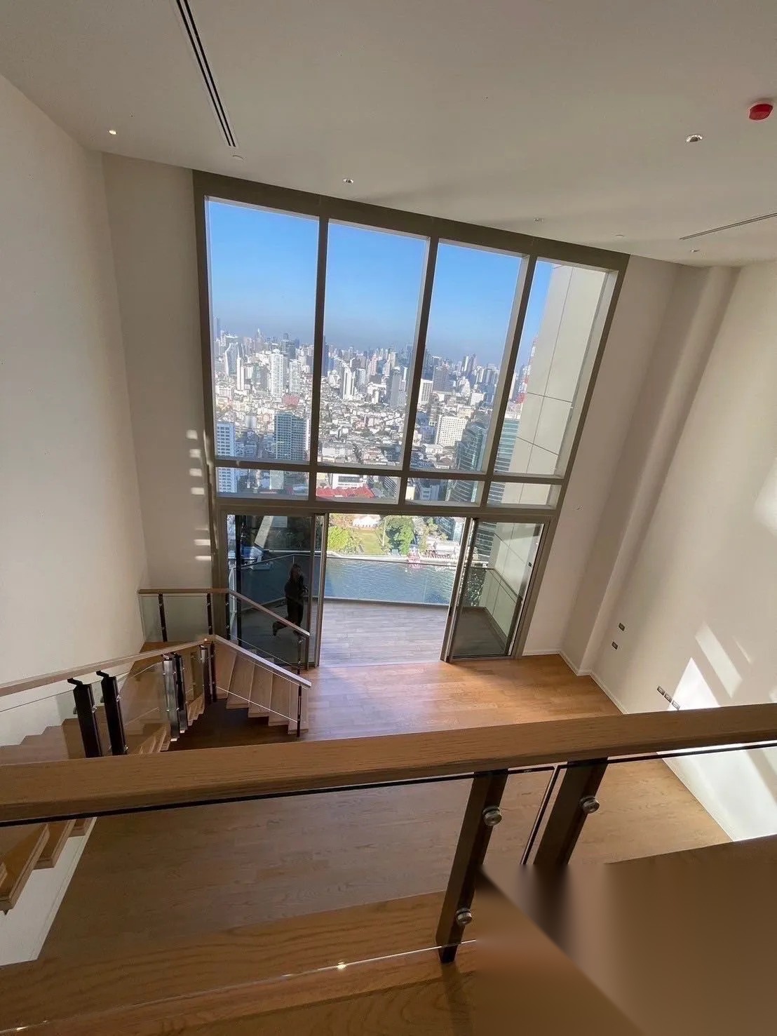 4 Bedroom Condo for sale at Magnolias Waterfront Residences — photo 1