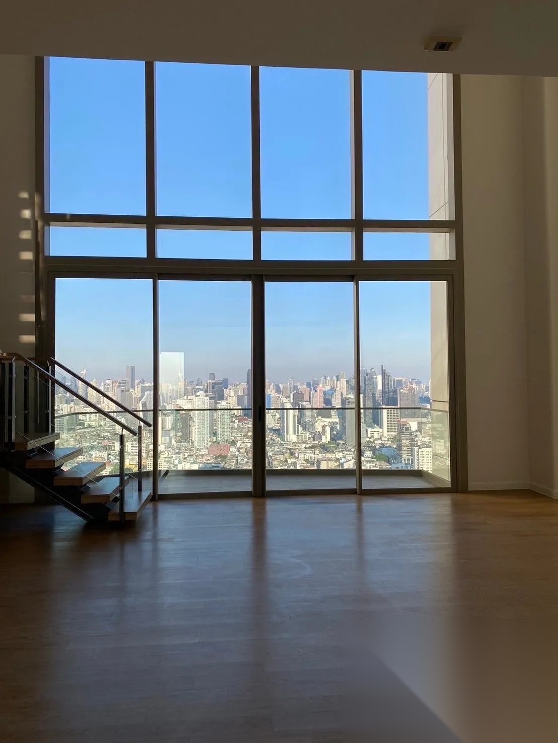 4 Bedroom Condo for sale at Magnolias Waterfront Residences — photo 2