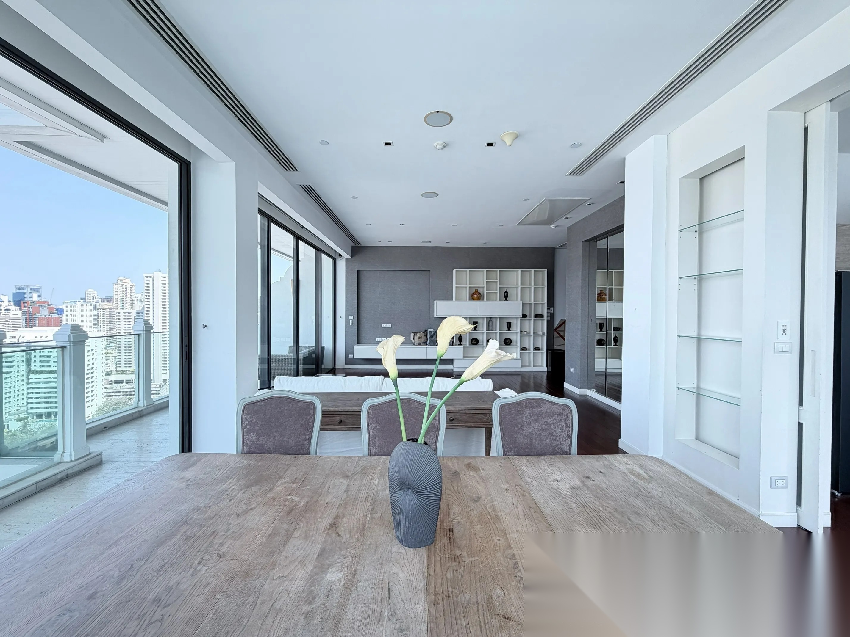 3 Bedroom Condo for sale at Le Raffine Sukhumvit 39 — photo 1