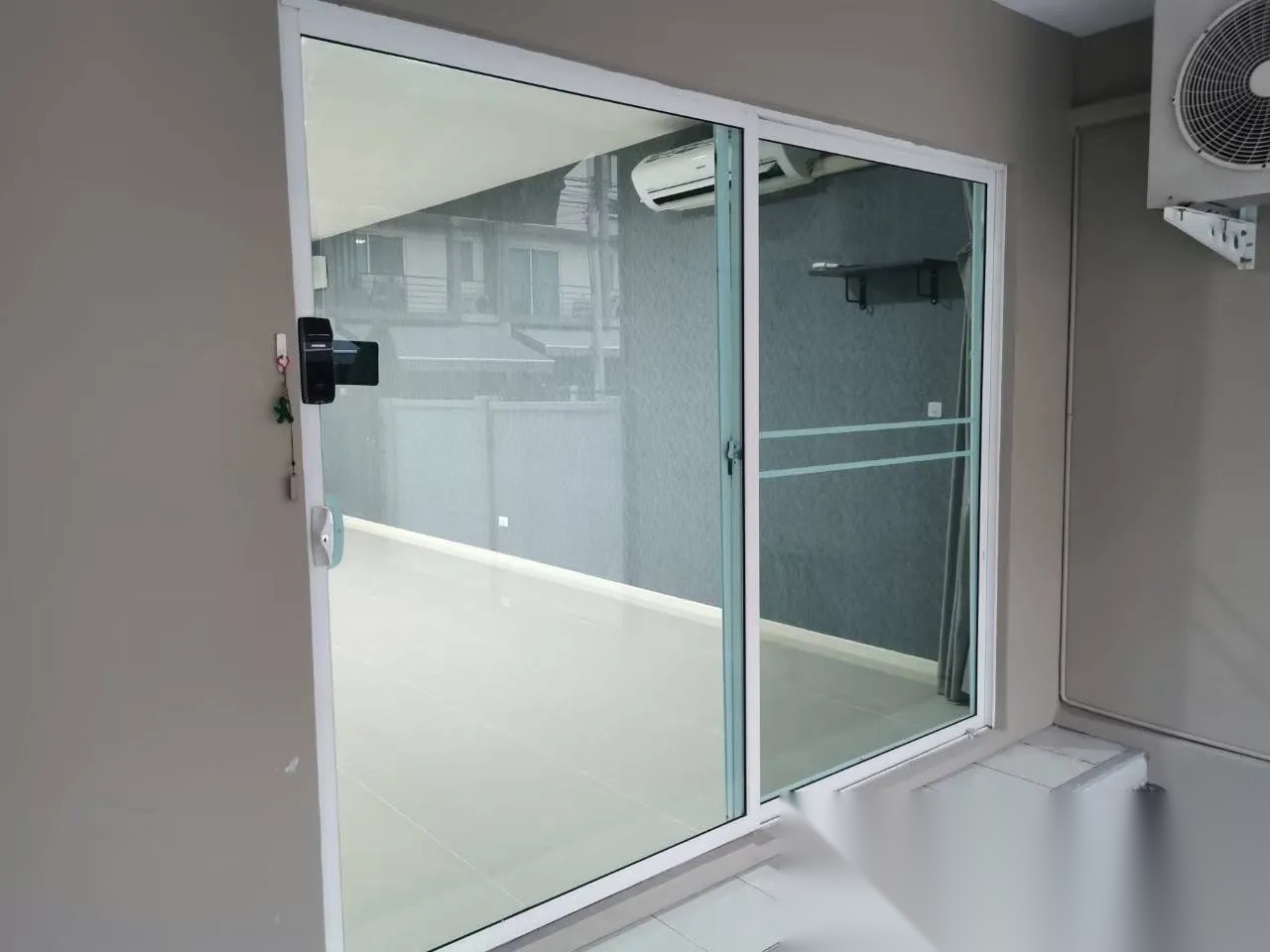 3 Bedroom Townhouse for sale at Baan Klang Muang Sukhumvit 77 — photo 3