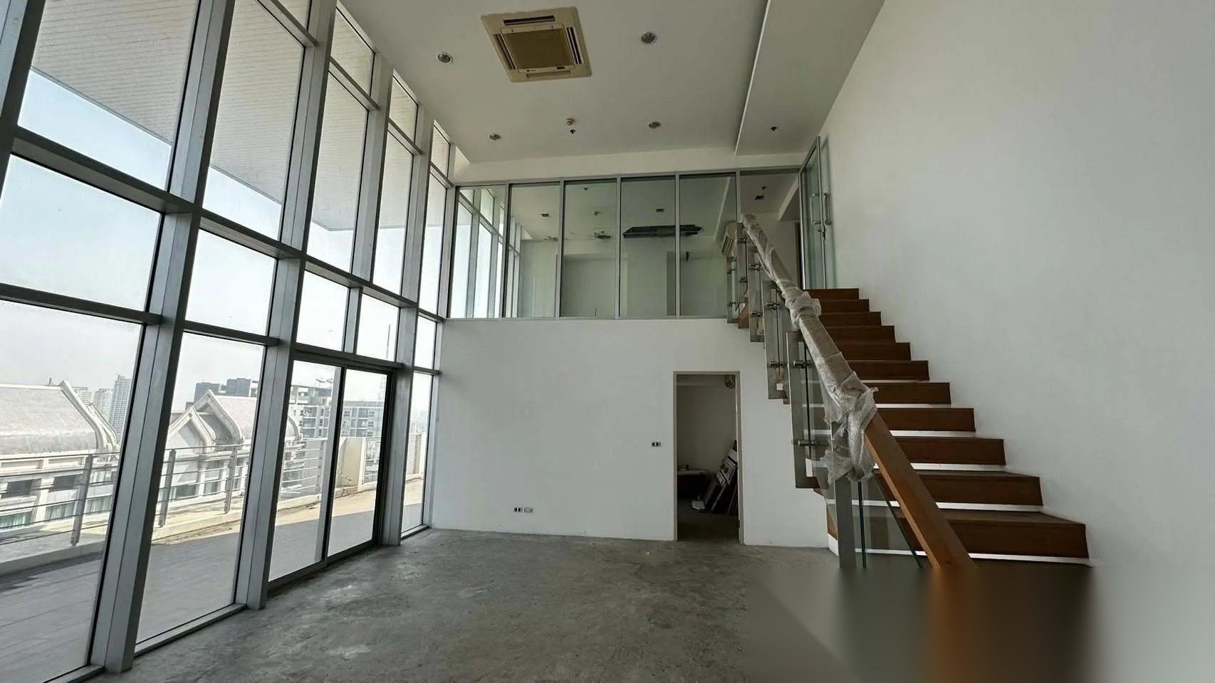 2 Bedroom Condo for sale at My Resort Bangkok — photo 5