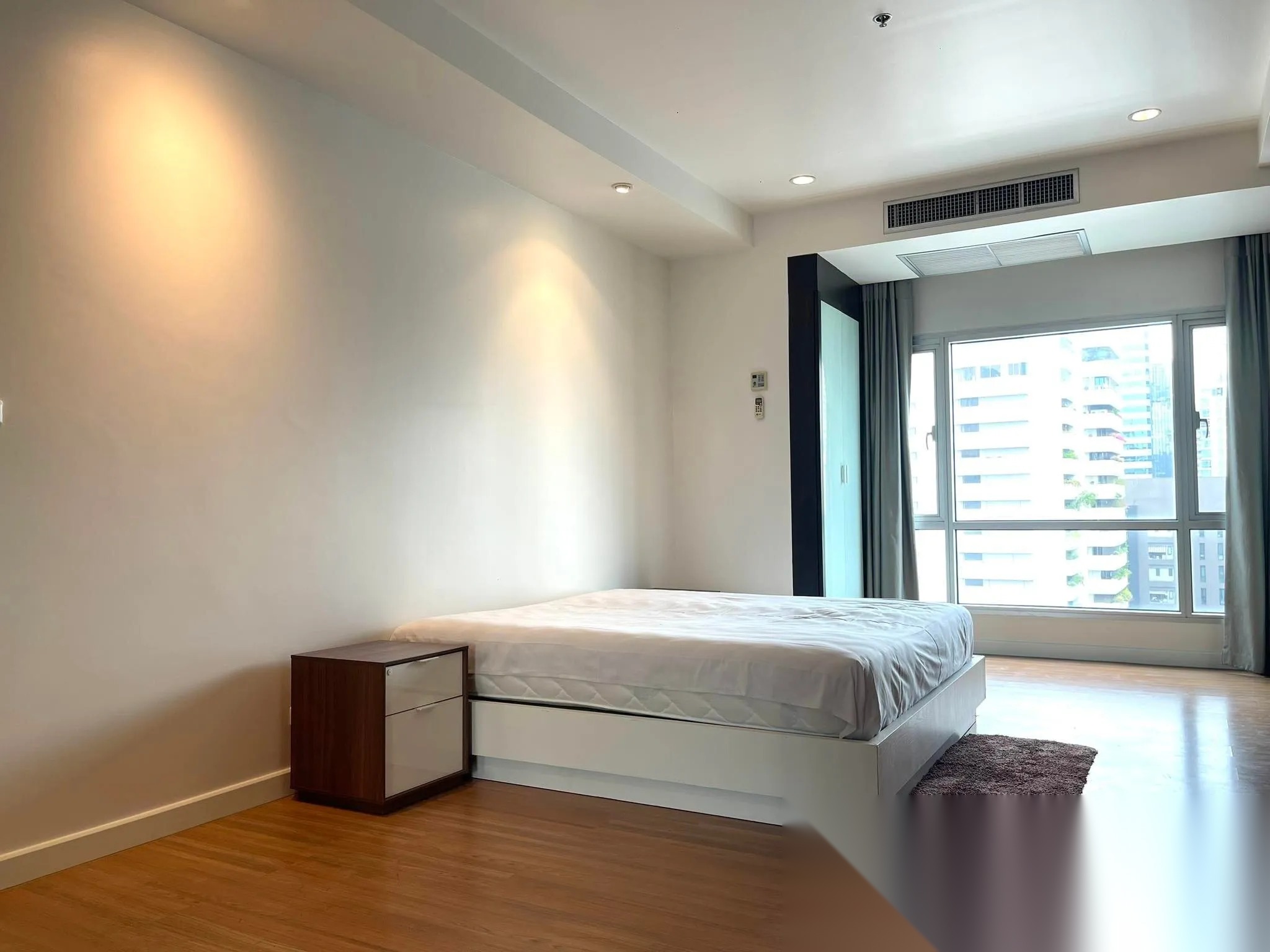 1 Bedroom Condo for sale at The Trendy Condominium — photo 3