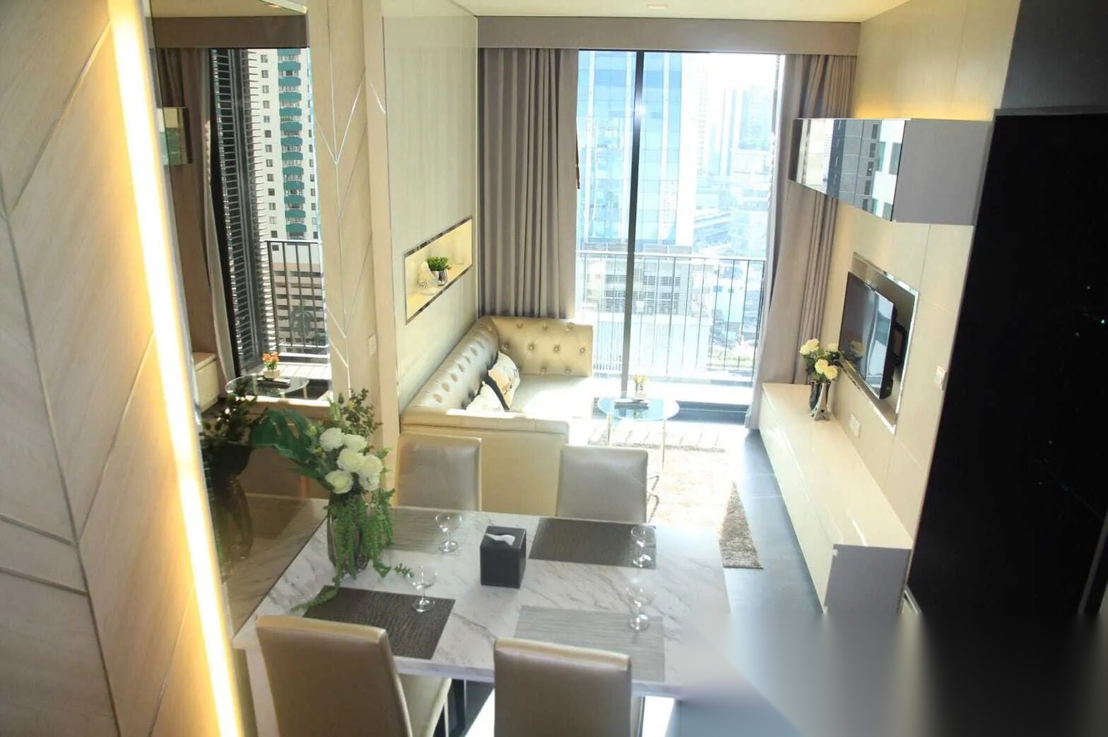 1 Bedroom Condo for sale at Edge Sukhumvit 23 — photo 5