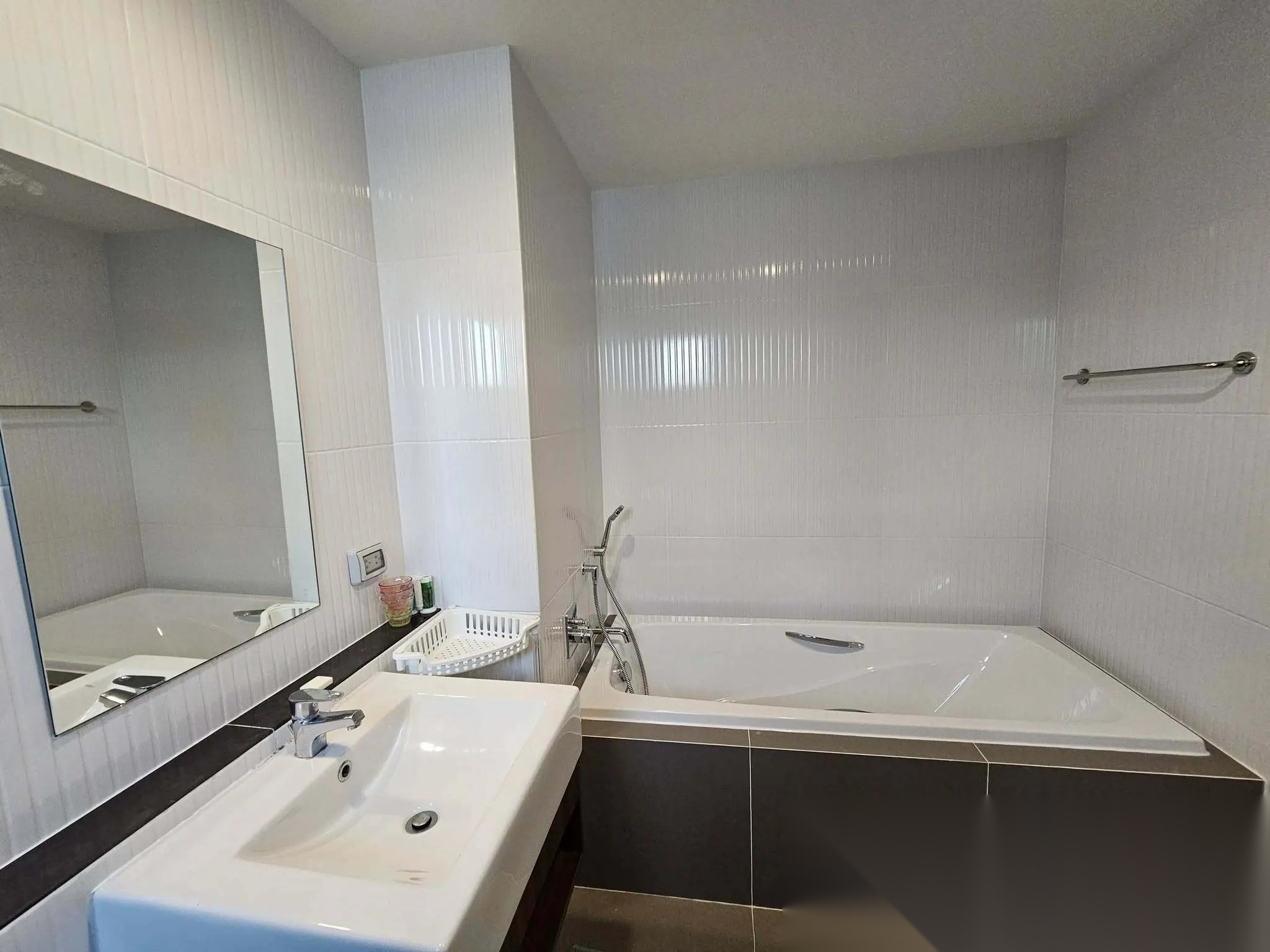 4 Bedroom House for sale at Baan Klang Muang The Edition Rama 9-Krungthep Kreetha — photo 4