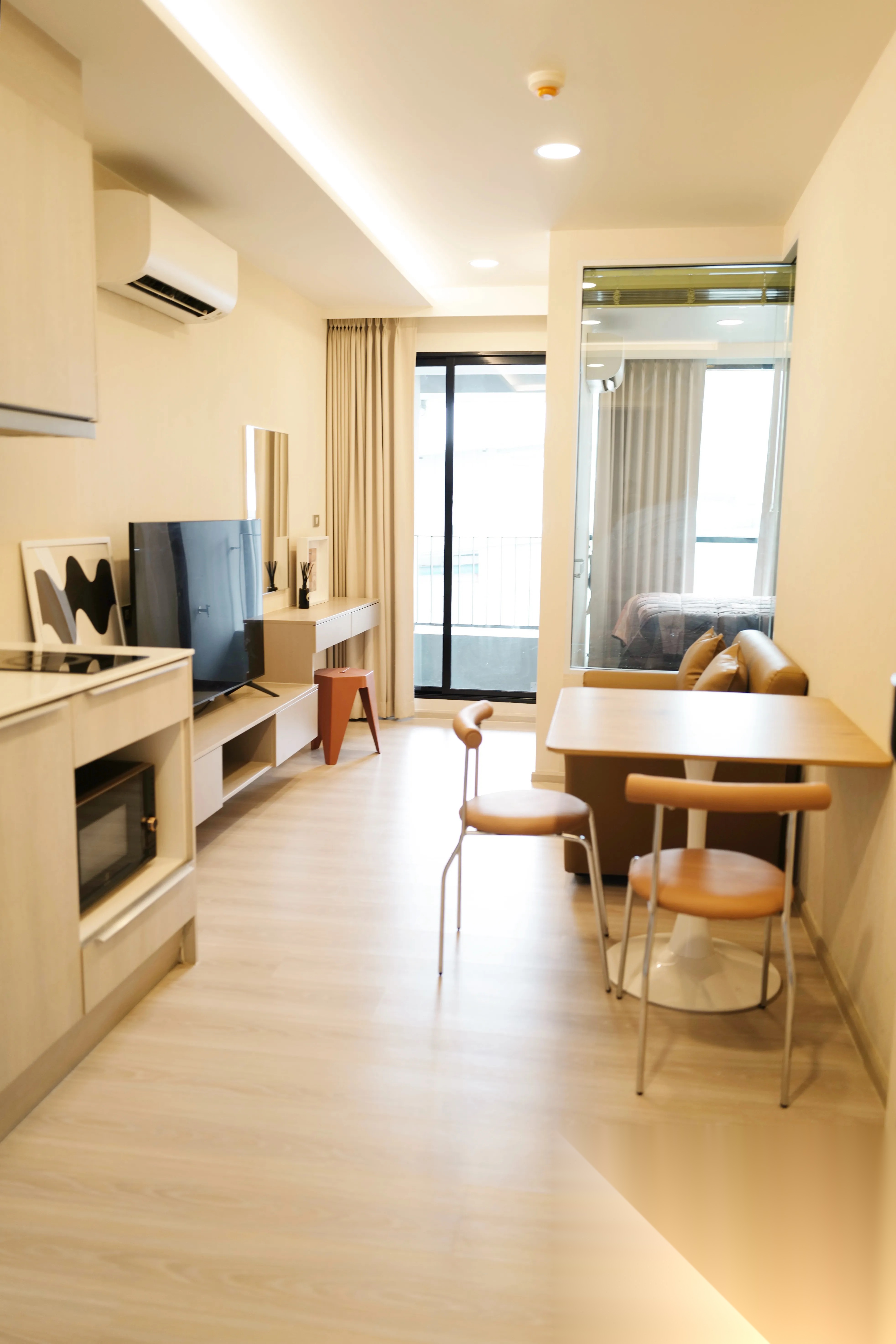 Studio Condo for sale at Vtara Sukhumvit 36 — photo 2