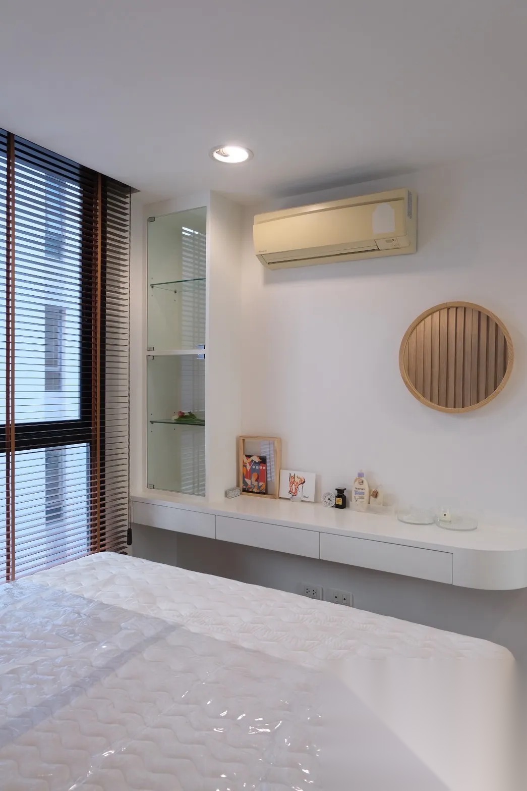 1 Bedroom Condo for sale at Zenith Place Sukhumvit 42 — photo 4