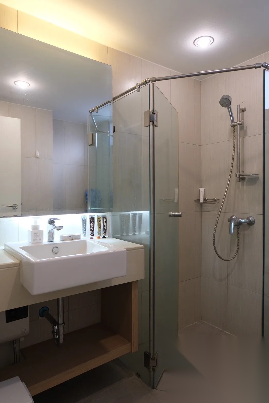 1 Bedroom Condo for sale at Zenith Place Sukhumvit 42 — photo 5