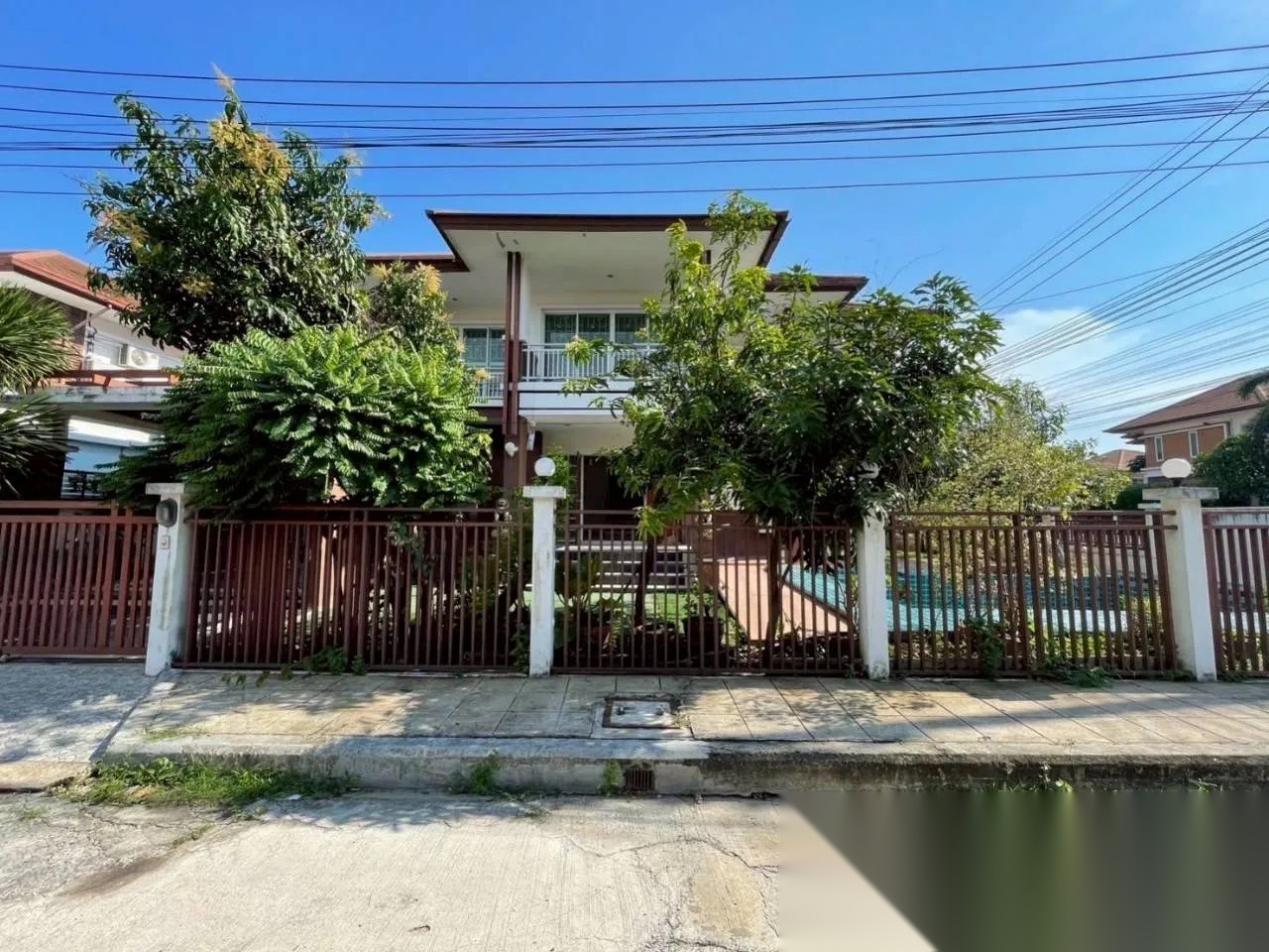 4 Bedroom House for sale at PHANASON PRIVATEHOME Hathairat 37 — photo 3