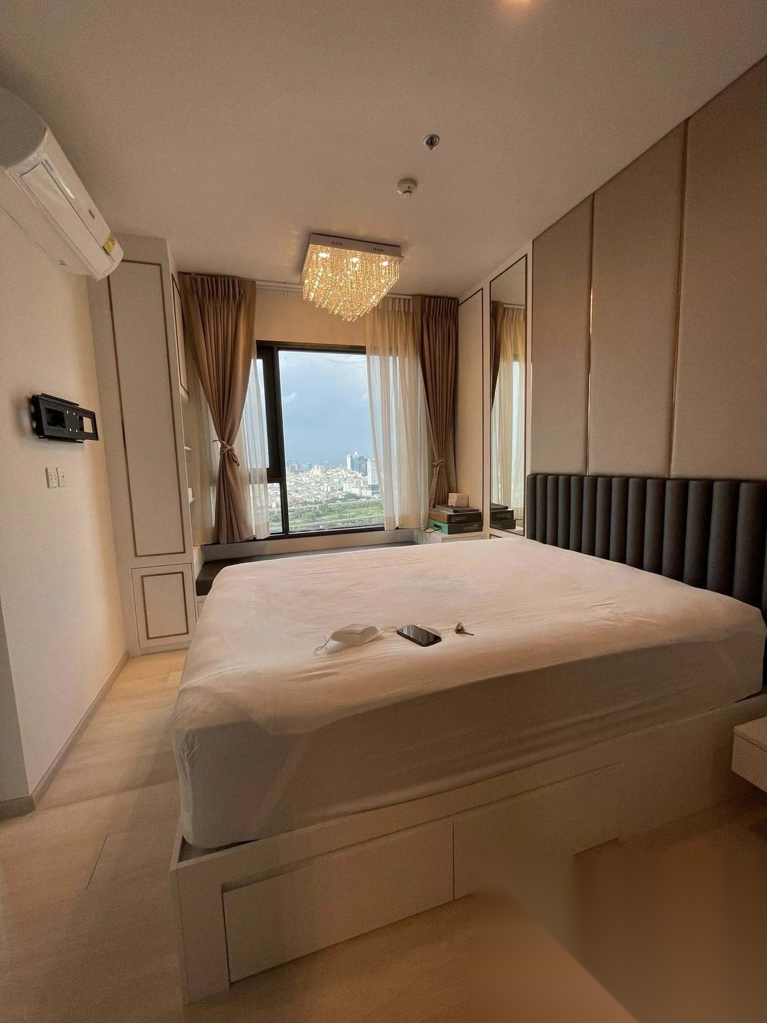 1 Bedroom Condo for sale at Life One Wireless — photo 1