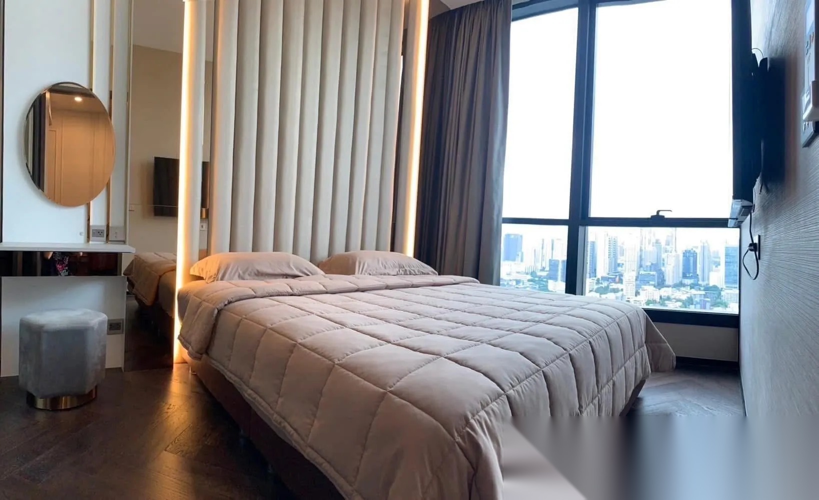 1 Bedroom Condo for sale at The Esse Sukhumvit 36 — photo 1