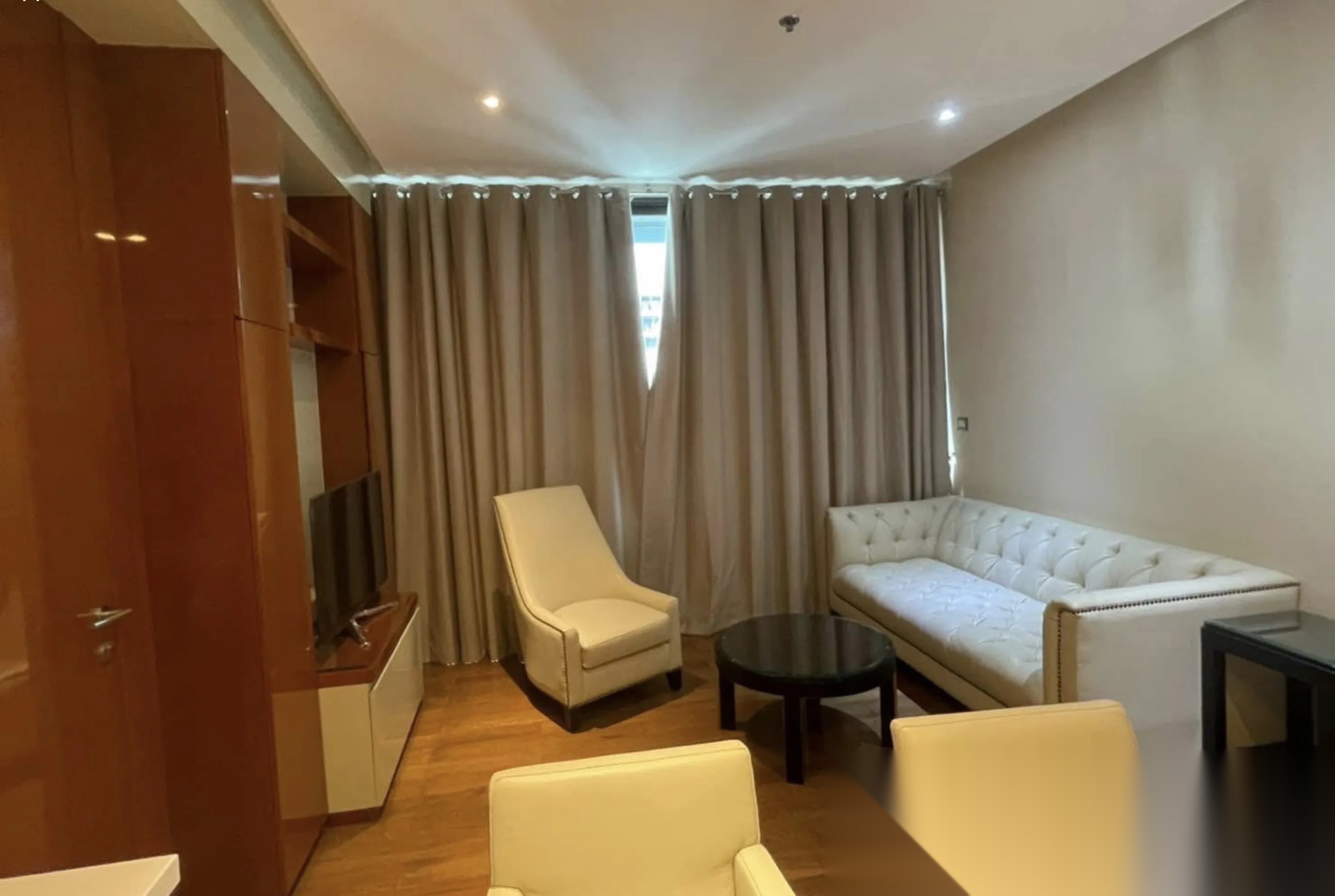 2 Bedroom Condo for sale at The Address Sukhumvit 28 — photo 2