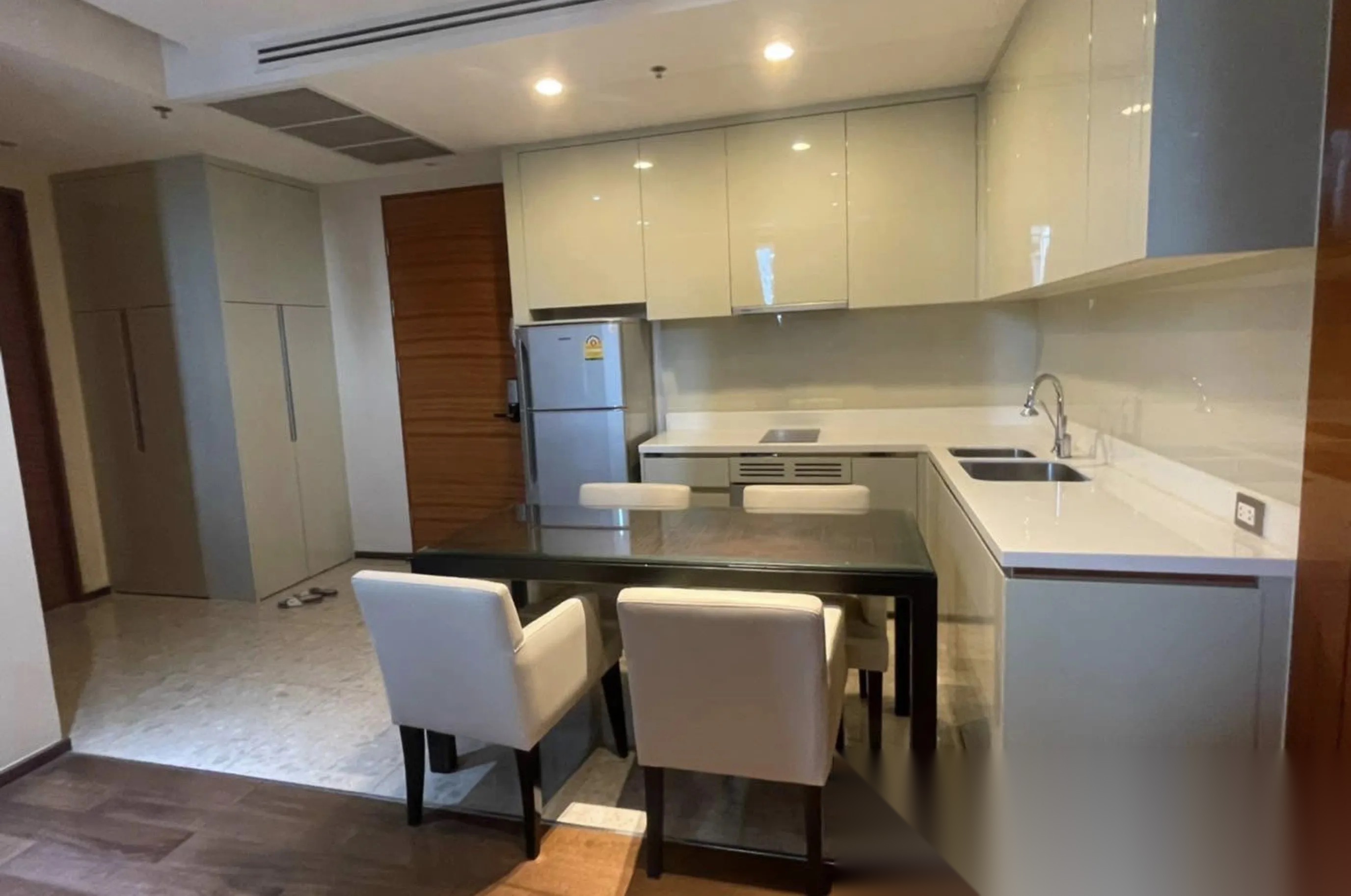2 Bedroom Condo for sale at The Address Sukhumvit 28 — photo 4