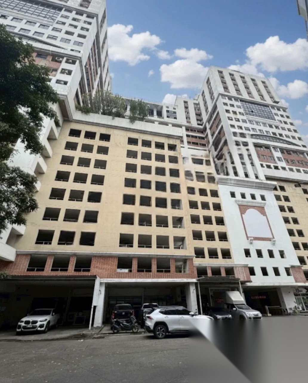 1 Bedroom Condo for sale at The Winning Tower — photo 1