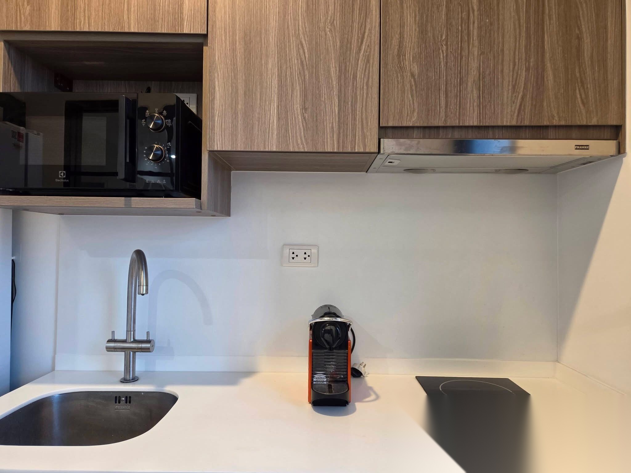 2 Bedroom Condo for sale at The Parkland Phetkasem 56 — photo 5