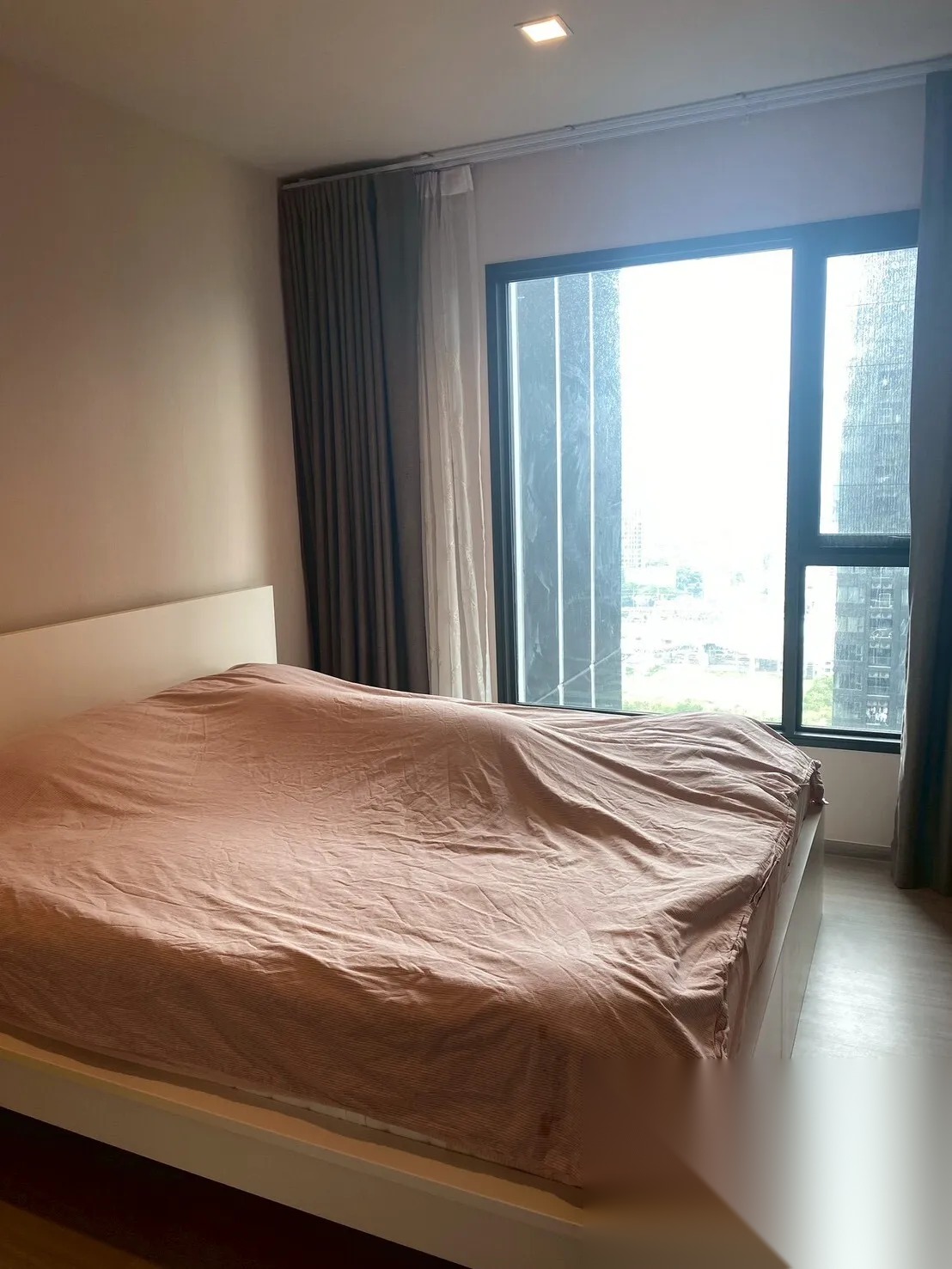 1 Bedroom Condo for sale at Life Asoke Rama 9 — photo 1