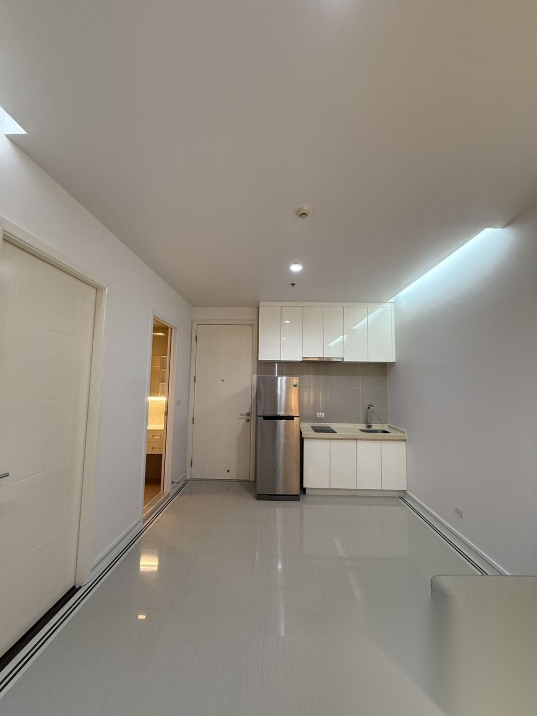 1 Bedroom Condo for sale at TC Green Rama 9 — photo 2