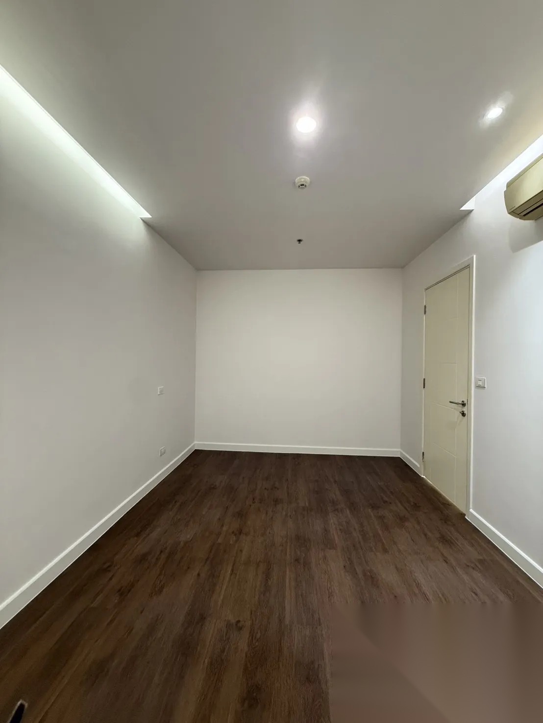 1 Bedroom Condo for sale at TC Green Rama 9 — photo 3