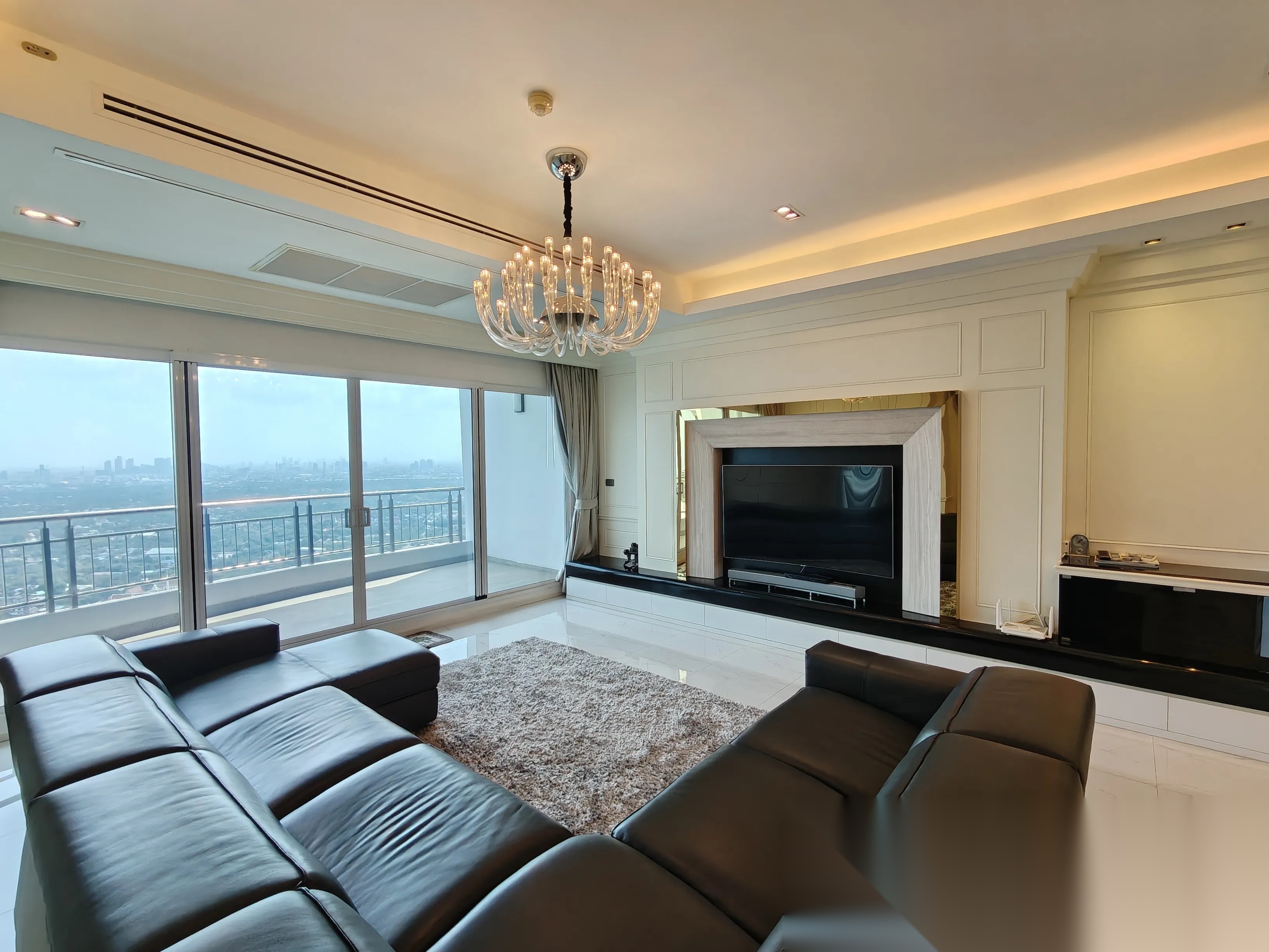 3 Bedroom Condo for sale at Supalai Prima Riva — photo 2
