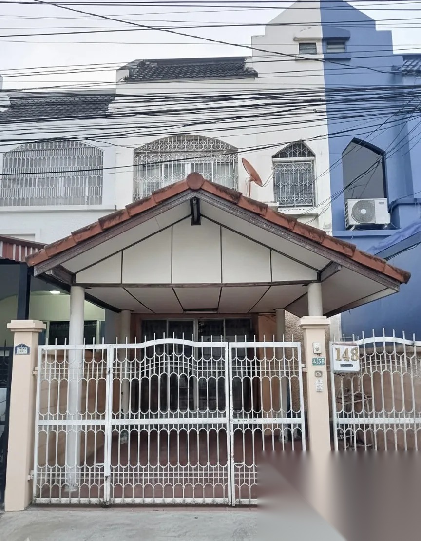 2 Bedroom Townhouse for sale at Sunisa Khubon — photo 2