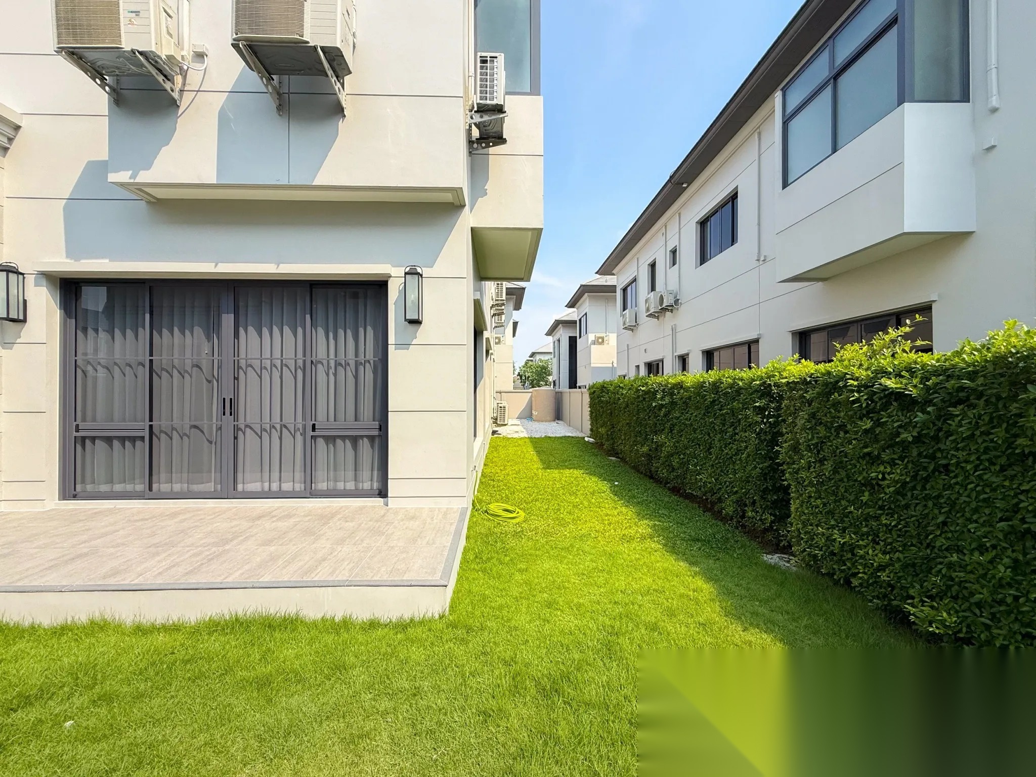 4 Bedroom House for sale at Narasiri Victoire Krungthep Kreetha — photo 4