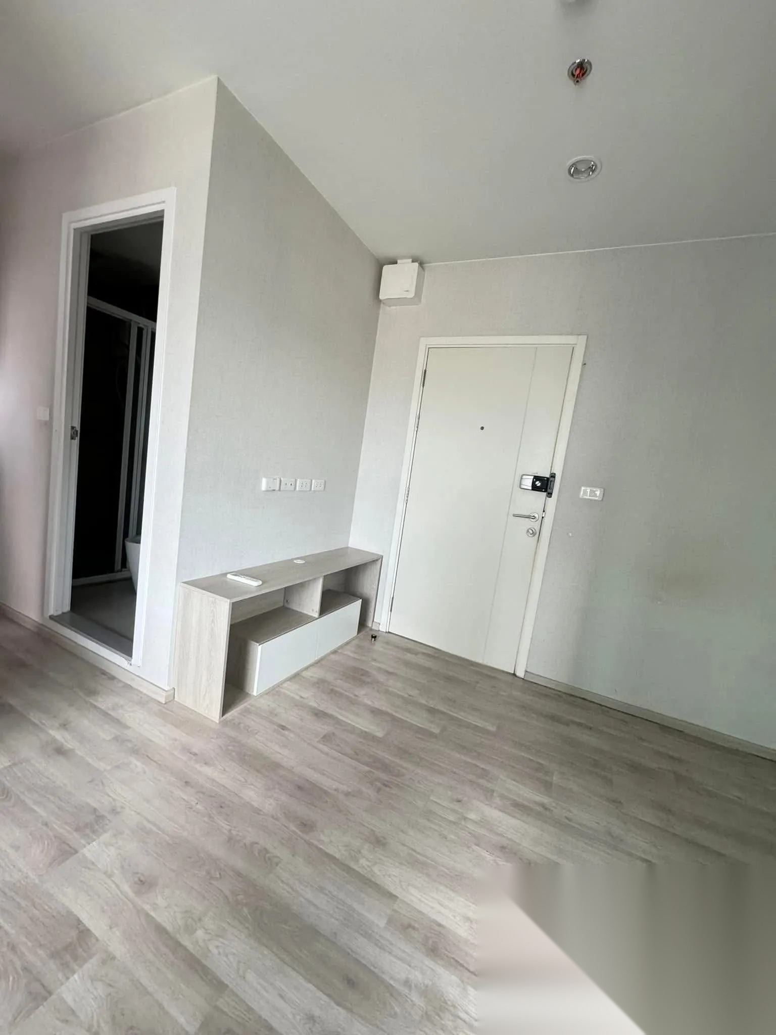 1 Bedroom Condo for sale at The Privacy Rama 9 — photo 2