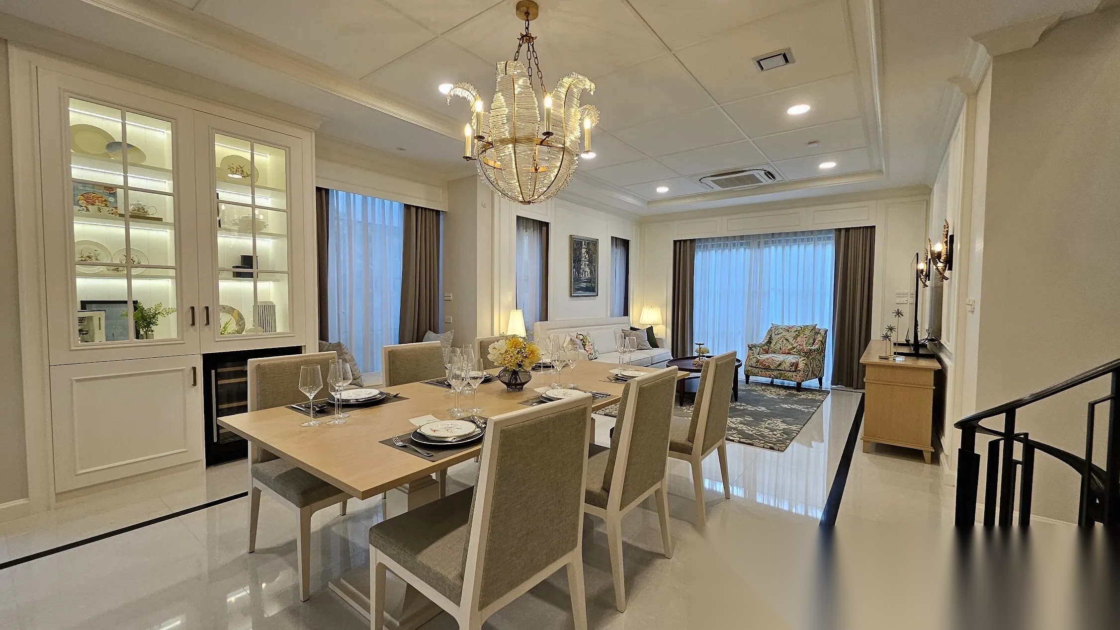 4 Bedroom House for sale at Nantawan Rama 9 - New Krungthepkretha — photo 3