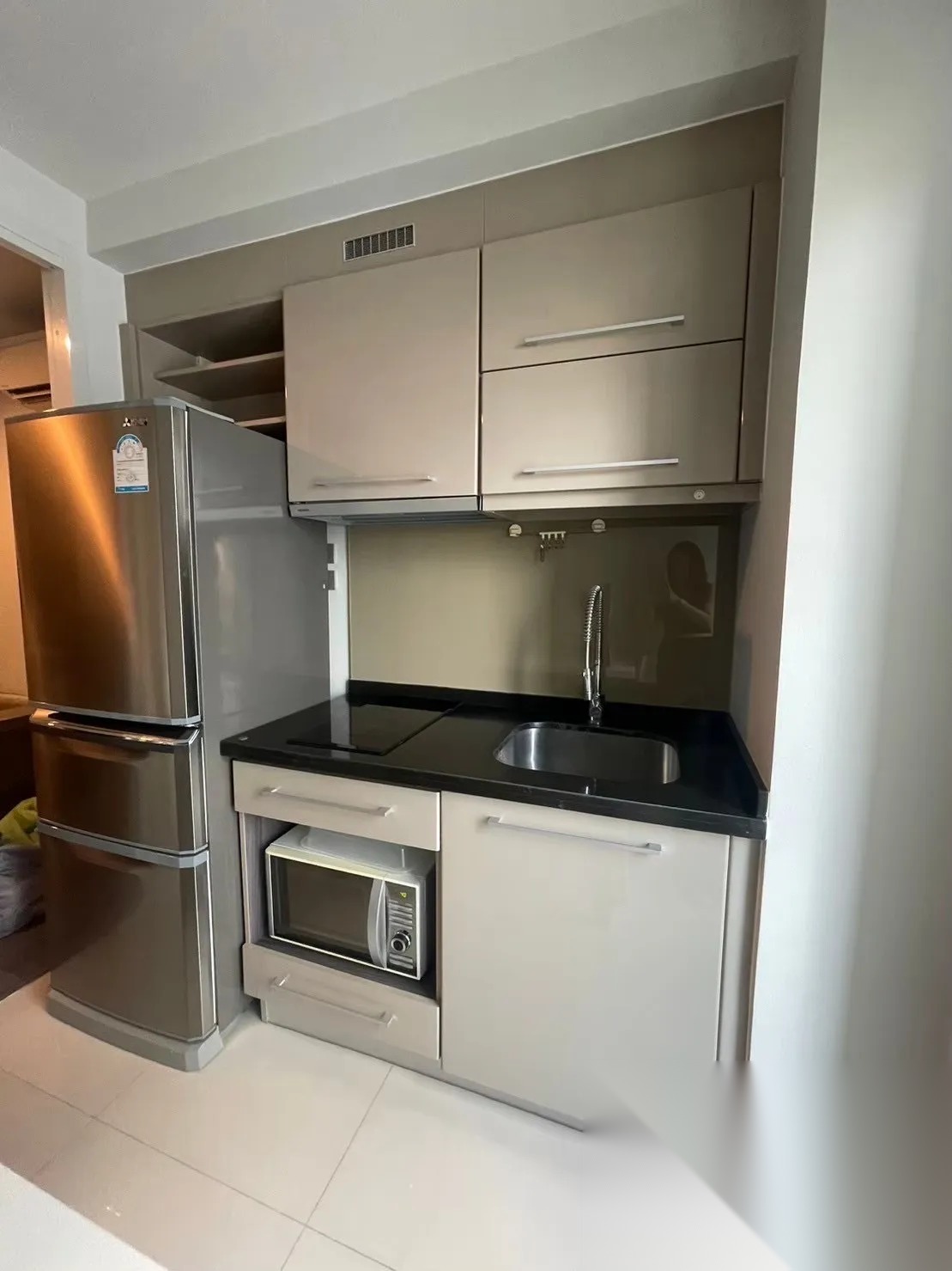 1 Bedroom Condo for sale at The Crest Sukhumvit 49 — photo 4