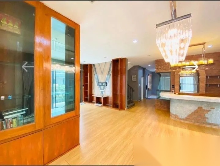 4 Bedroom House for sale at Bangkok Boulevard Rama 9 Srinakarin — photo 3